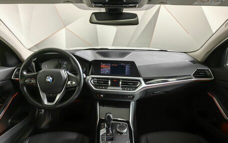 BMW 3 серия, 2021 год, 3 677 700 рублей, 10 фотография