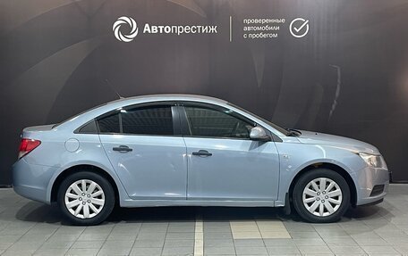 Chevrolet Cruze II, 2010 год, 799 000 рублей, 8 фотография