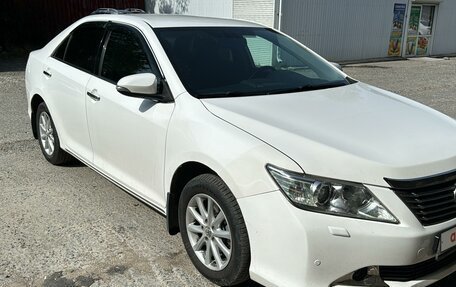 Toyota Camry, 2013 год, 2 050 000 рублей, 3 фотография