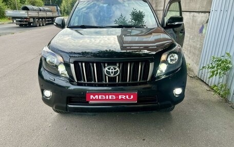 Toyota Land Cruiser Prado 150 рестайлинг 2, 2010 год, 2 650 000 рублей, 5 фотография