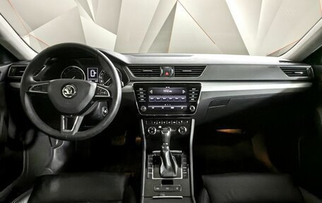 Skoda Superb III рестайлинг, 2019 год, 2 293 000 рублей, 11 фотография