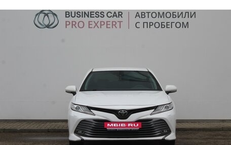 Toyota Camry, 2019 год, 3 280 000 рублей, 2 фотография