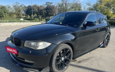 BMW 1 серия, 2007 год, 1 200 000 рублей, 8 фотография