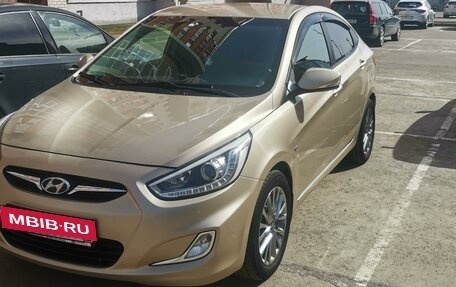 Hyundai Solaris II рестайлинг, 2014 год, 1 100 000 рублей, 15 фотография