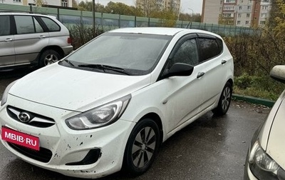 Hyundai Solaris II рестайлинг, 2012 год, 535 000 рублей, 1 фотография