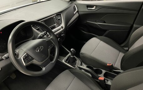 Hyundai Solaris II рестайлинг, 2018 год, 995 000 рублей, 15 фотография