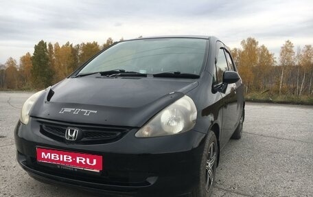 Honda Fit III, 2001 год, 545 000 рублей, 3 фотография