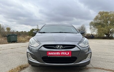 Hyundai Solaris II рестайлинг, 2012 год, 720 000 рублей, 1 фотография