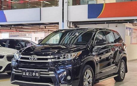 Toyota Highlander III, 2020 год, 3 020 000 рублей, 1 фотография