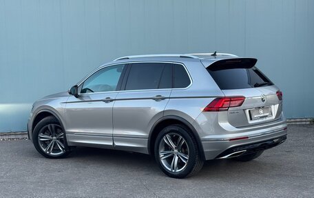 Volkswagen Tiguan II, 2018 год, 3 290 000 рублей, 3 фотография