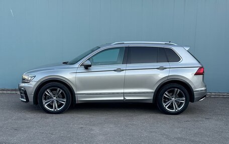 Volkswagen Tiguan II, 2018 год, 3 290 000 рублей, 2 фотография