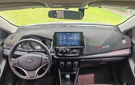 Toyota Vios III, 2021 год, 1 290 000 рублей, 4 фотография