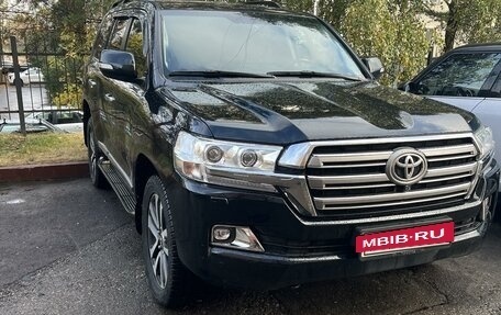 Toyota Land Cruiser 200, 2016 год, 5 450 000 рублей, 8 фотография