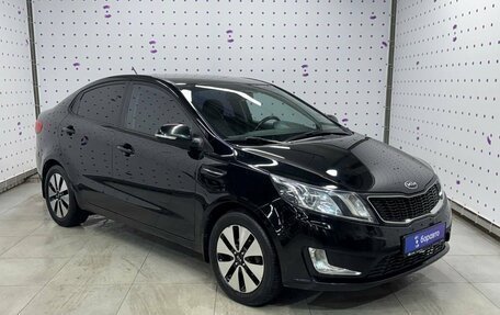 KIA Rio III рестайлинг, 2013 год, 895 000 рублей, 3 фотография