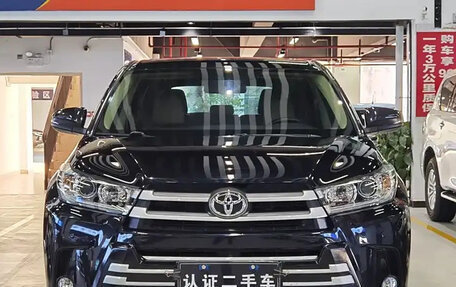 Toyota Highlander III, 2020 год, 3 020 000 рублей, 2 фотография