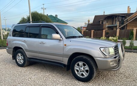 Toyota Land Cruiser 100 рестайлинг 2, 2003 год, 1 749 000 рублей, 3 фотография