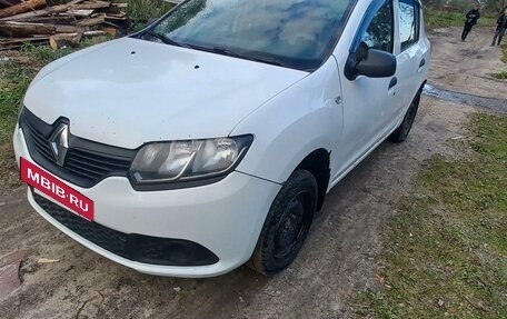 Renault Sandero II рестайлинг, 2017 год, 450 000 рублей, 1 фотография