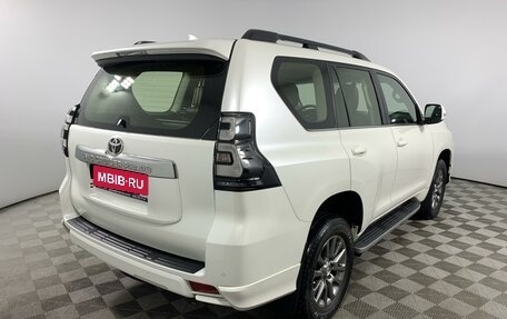 Toyota Land Cruiser Prado 150 рестайлинг 2, 2018 год, 6 300 000 рублей, 5 фотография