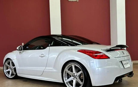 Peugeot RCZ I рестайлинг, 2013 год, 1 220 000 рублей, 11 фотография