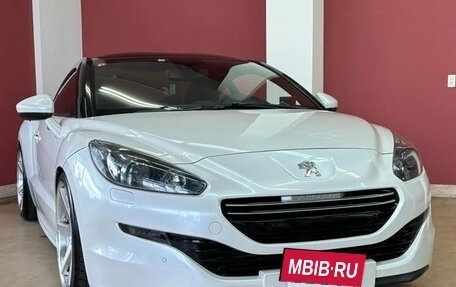 Peugeot RCZ I рестайлинг, 2013 год, 1 220 000 рублей, 9 фотография