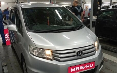 Honda Freed I, 2010 год, 1 190 000 рублей, 2 фотография