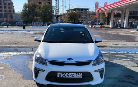 KIA Rio IV, 2018 год, 1 390 000 рублей, 1 фотография