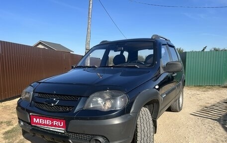 Chevrolet Niva I рестайлинг, 2011 год, 489 000 рублей, 1 фотография