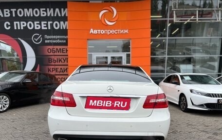 Mercedes-Benz E-Класс, 2011 год, 1 580 000 рублей, 6 фотография