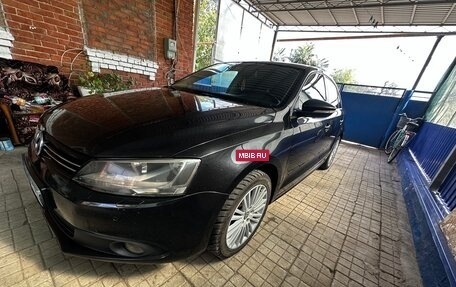 Volkswagen Jetta VI, 2012 год, 1 100 000 рублей, 4 фотография