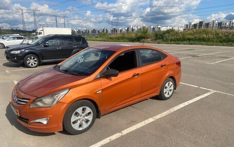 Hyundai Solaris II рестайлинг, 2015 год, 800 000 рублей, 8 фотография