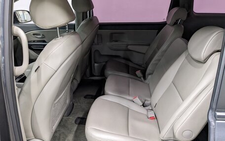 KIA Carnival III, 2017 год, 2 780 000 рублей, 12 фотография