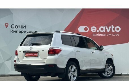 Toyota Highlander III, 2012 год, 2 340 000 рублей, 6 фотография