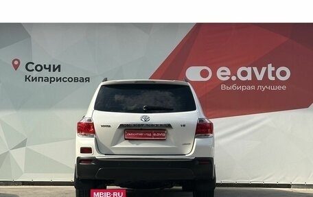 Toyota Highlander III, 2012 год, 2 340 000 рублей, 5 фотография