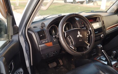 Mitsubishi Pajero IV, 2007 год, 1 550 000 рублей, 7 фотография