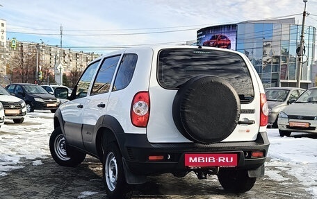 Chevrolet Niva I рестайлинг, 2019 год, 960 000 рублей, 5 фотография