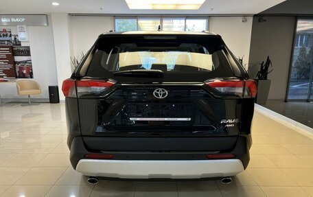 Toyota RAV4, 2024 год, 4 900 000 рублей, 6 фотография