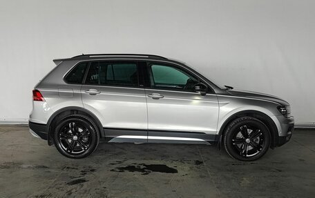 Volkswagen Tiguan II, 2020 год, 3 165 000 рублей, 8 фотография