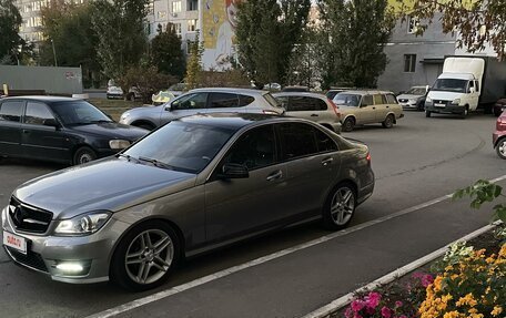 Mercedes-Benz C-Класс, 2011 год, 1 650 000 рублей, 3 фотография