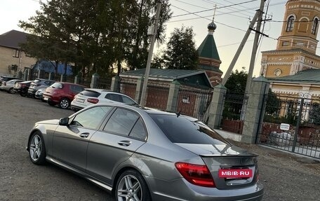 Mercedes-Benz C-Класс, 2011 год, 1 650 000 рублей, 2 фотография