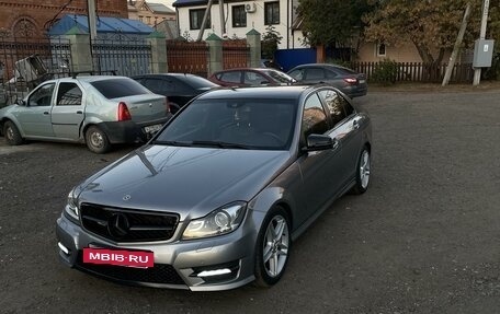 Mercedes-Benz C-Класс, 2011 год, 1 650 000 рублей, 11 фотография