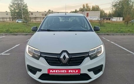 Renault Logan II, 2019 год, 850 000 рублей, 2 фотография