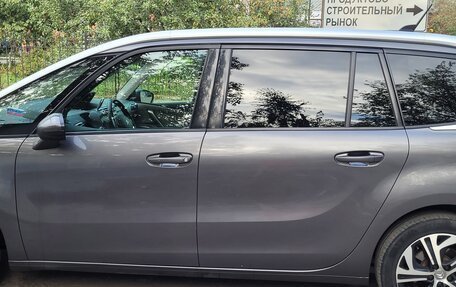 Citroen C4 Picasso II рестайлинг, 2018 год, 1 800 000 рублей, 17 фотография