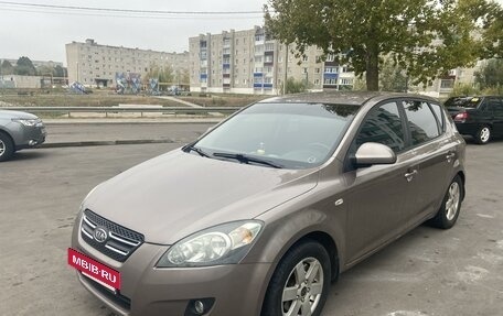 KIA cee'd I рестайлинг, 2009 год, 700 000 рублей, 2 фотография