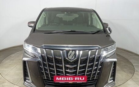 Toyota Alphard III, 2018 год, 3 244 000 рублей, 2 фотография