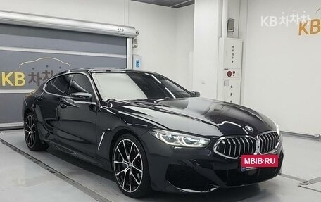 BMW 8 серия, 2021 год, 7 050 000 рублей, 2 фотография