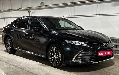 Toyota Camry, 2023 год, 4 090 000 рублей, 3 фотография