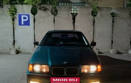 BMW 3 серия, 1992 год, 600 000 рублей, 7 фотография