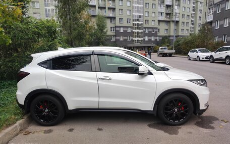 Honda Vezel, 2016 год, 1 950 000 рублей, 2 фотография