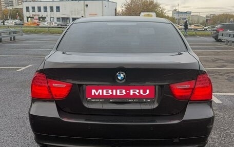 BMW 3 серия, 2010 год, 1 100 000 рублей, 3 фотография