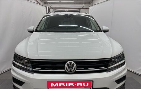 Volkswagen Tiguan II, 2020 год, 2 750 000 рублей, 2 фотография